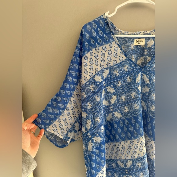 Show Me Your Mumu Shook Tunic Teacup Tulips SZ SM Paisley Blue White Shear Flowy - Picture 4 of 9